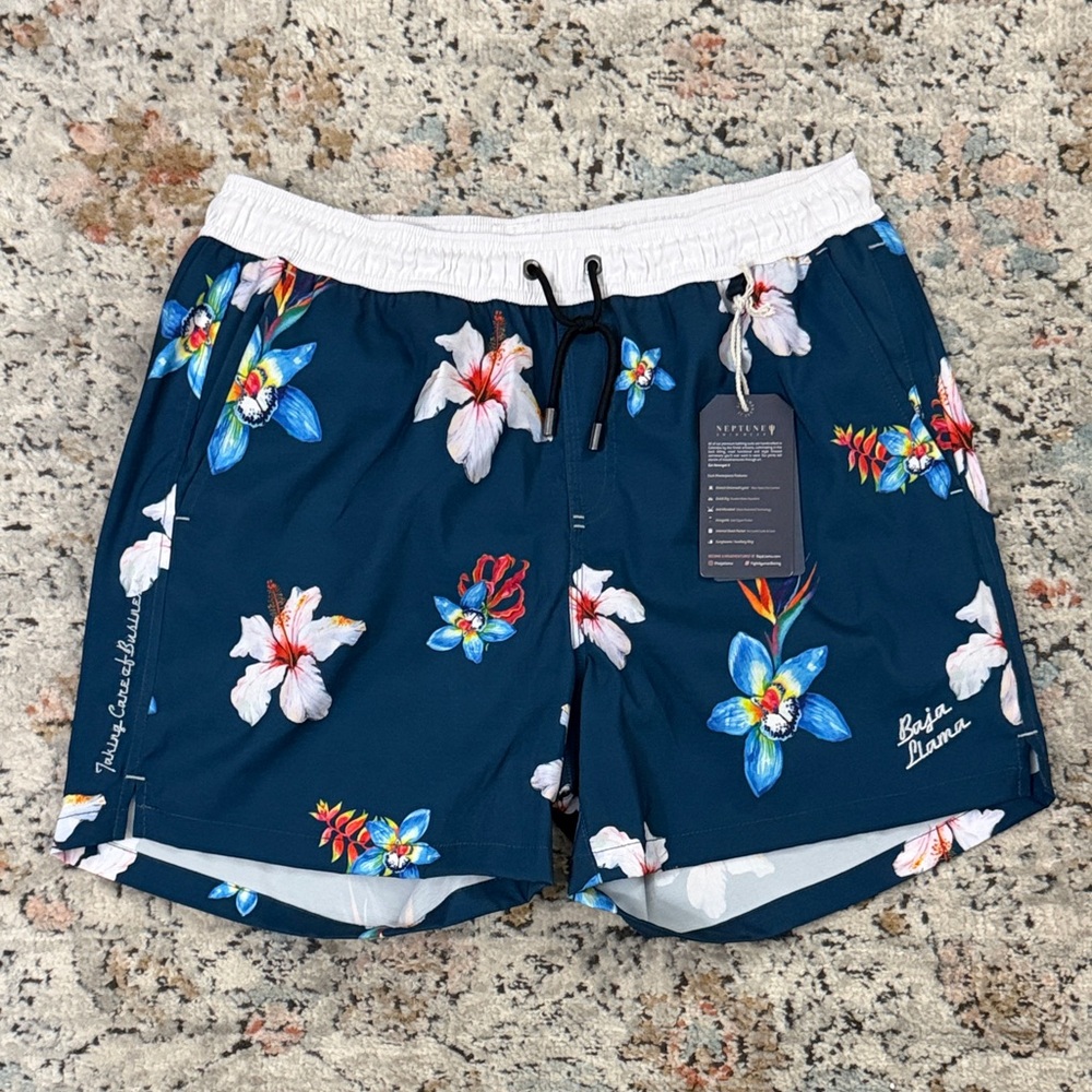Baja llama Floral Swim Shorts